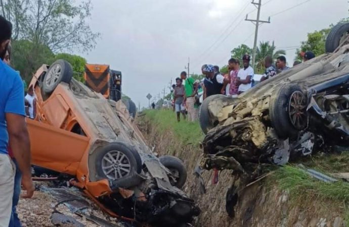 Tres muertos y varios heridos en accidente de tránsito en La Romana