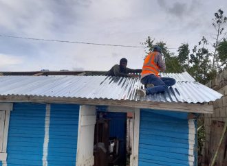 Iglesia de Dios de la Profecía asiste afectados por huracán en Higüey y Yuma