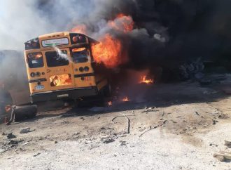 18 autobuses de la empresa Monumental y un camión fueron afectados en incendio ocurrido en Bávaro