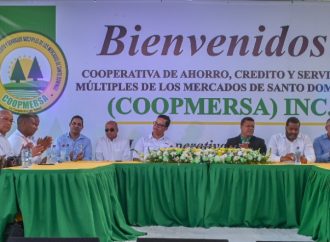 Instalan cooperativa para comerciantes  en  Merca de Santo Domingo