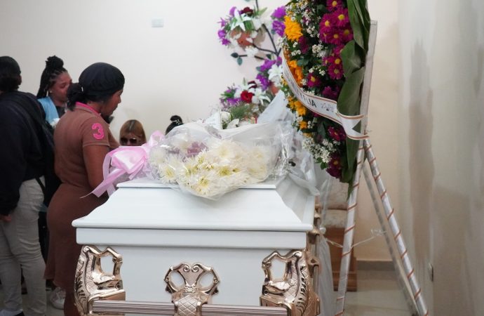 Familiares de adolescente muerta en circunstancias no esclarecidas en Higüey, exigen justicia