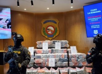 Interceptan lancha con 324 paquetes de presumible cocaína en costas de La Romana