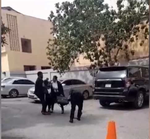 En Higüey abogada y ciudadana protagonizan incidente en plena vía pública