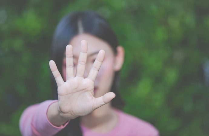 Familia denuncia uso ilegal de imagen de menor en noticia falsa