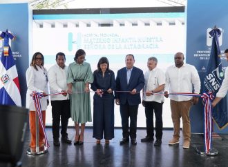 Vicepresidenta entrega remozamiento  Hospital Materno Infantil de Higüey