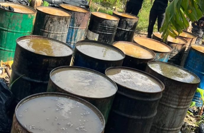 Desmantelan laboratorio clandestino de clerén en Navarrete