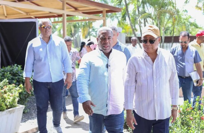 Tony Peña intensifica su agenda con recorridos por Los Alcarrizos, Pedro Brand y SDE