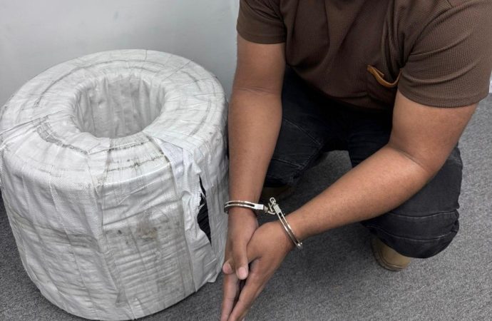 PN detiene hombre por robo de cables propiedad de EDEEste