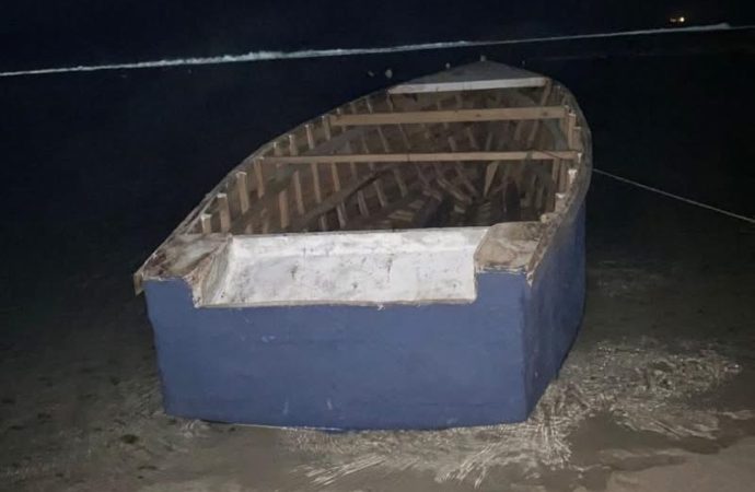 Armada intercepta embarcación robada en Bayahibe con 11 personas rumbo a PR