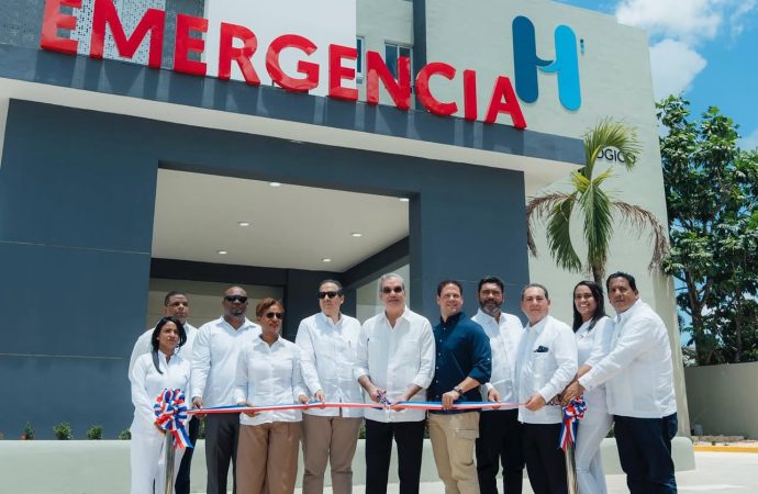 Presidente Abinader inaugura primer hospital traumatológico de la región Este, en Higüey