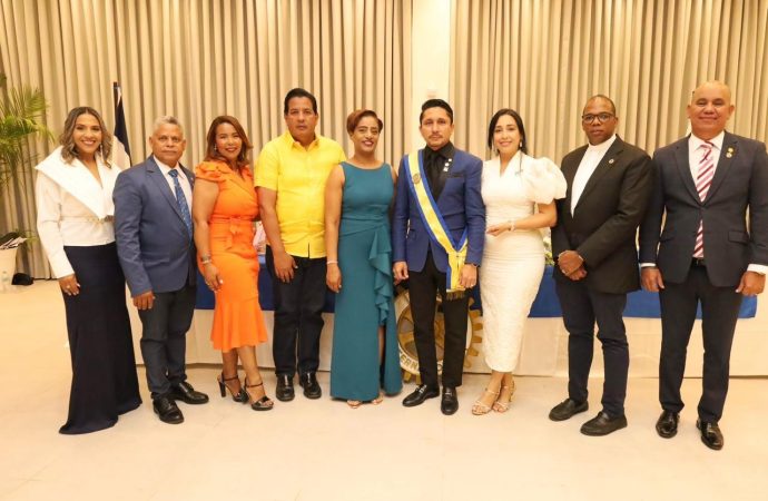 Rotary Club Higüey celebra solemne cambio de directiva