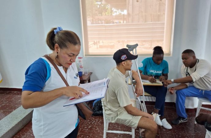 ALPPA realiza operativo de entrega de prótesis en La Altagracia