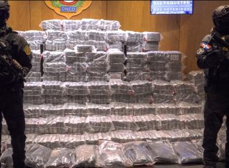 INCAUTAN 846 PAQUETES DE PRESUNTA COCAÍNA Y MARIHUANA EN LA ALTAGRACIA