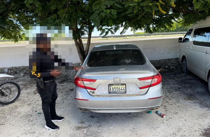 Recuperan vehículo robado en Pueblo Bávaro