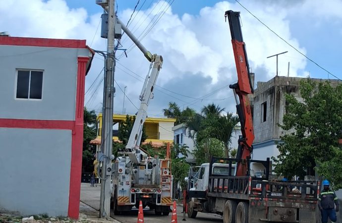 EDEESTE desmantela fraude eléctrico y retira transformador a procesadora de carnes en Higüey