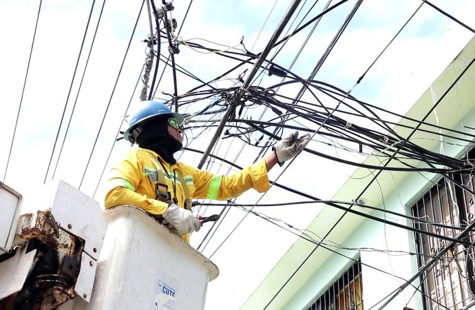 Edeeste normaliza más de 20 mil clientes y desmantela cerca de 3 mil conexiones directas en enero 2026
