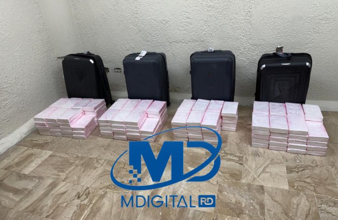 DNCD decomisa 150 paquetes de cocaína en aeropuerto de Punta Cana
