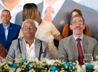 Maestro Johnny Santana presenta propuesta de gestión para el Centro UASD Higüey