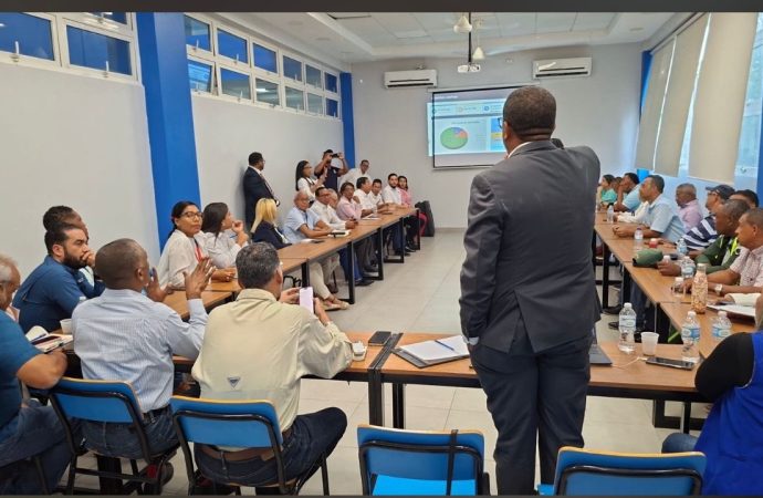 Edeeste presenta en La Altagracia plan de mejoras para fortalecer el servicio eléctrico en Higüey y zonas cercanas