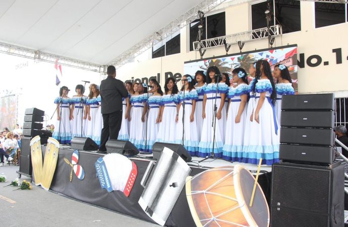 Gala Regional Travesías del Arte en Nagua resalta identidad y talento estudiantil