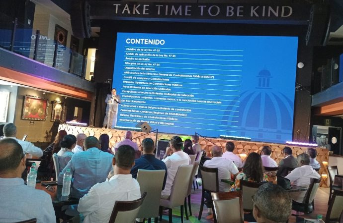 Conversatorio en Punta Cana analiza los cambios de la nueva Ley de Contrataciones Públicas