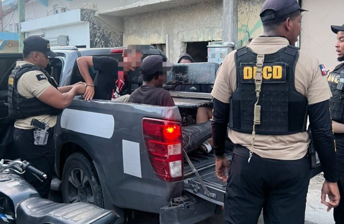Cinco detenidos tras operativo contra el micro tráfico en Verón, PC