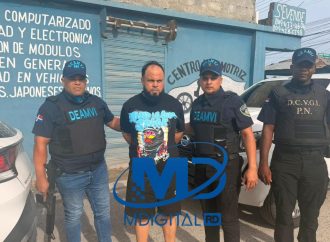 PN y MP apresan a hombre buscado por presunta violencia intrafamiliar contra su expareja en Veron