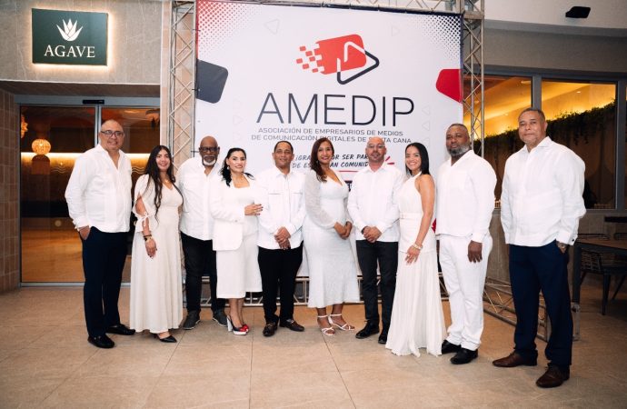 Juramentan nueva directiva de la Asociación de Empresarios de Medios de Comunicación Digitales (AMEDIP) para el período 2026-2028