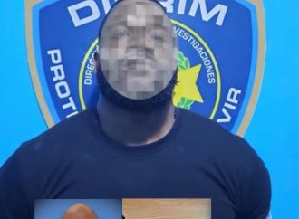 Capturan en Miches a hombre buscado por homicidio; le ocupan pistola ilegal