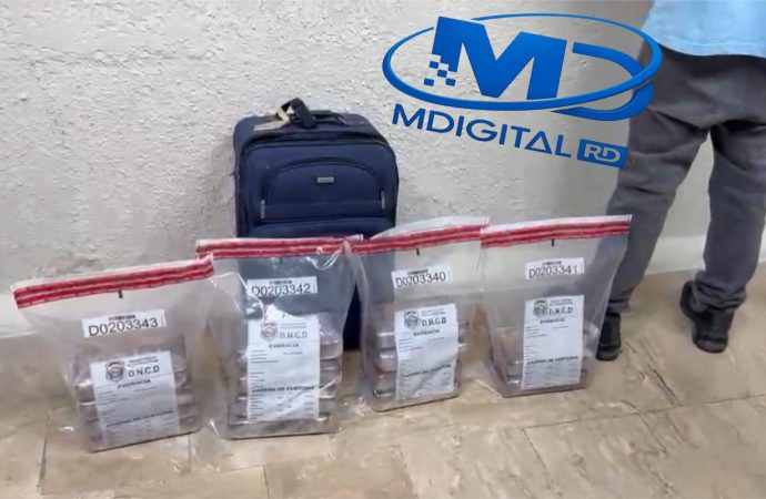 DNCD  detiene canadiense con 14 paquetes de cocaína en Punta Cana
