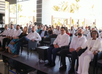 RIU Hotels presenta en Punta Cana su estrategia global de sostenibilidad e inversión social